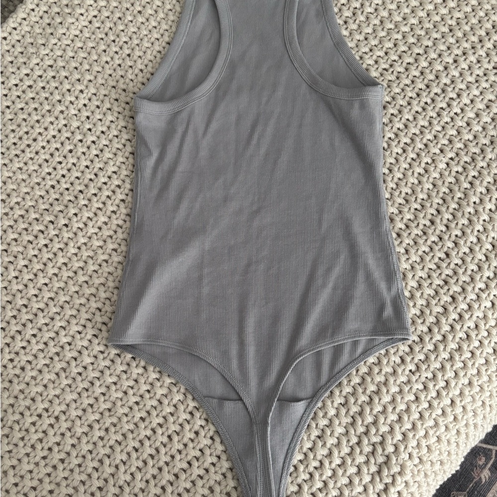 🖤 EUC Abercrombie bodysuit - Picture 2 of 3